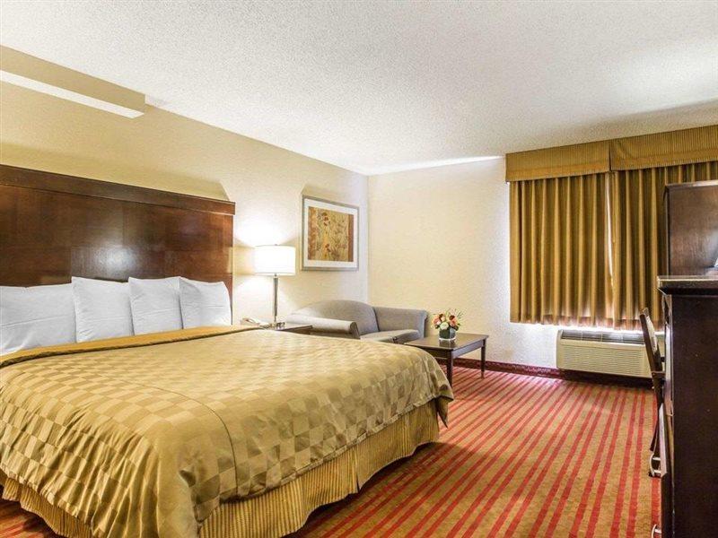 California Inn And Suites Бейкерсфилд Экстерьер фото