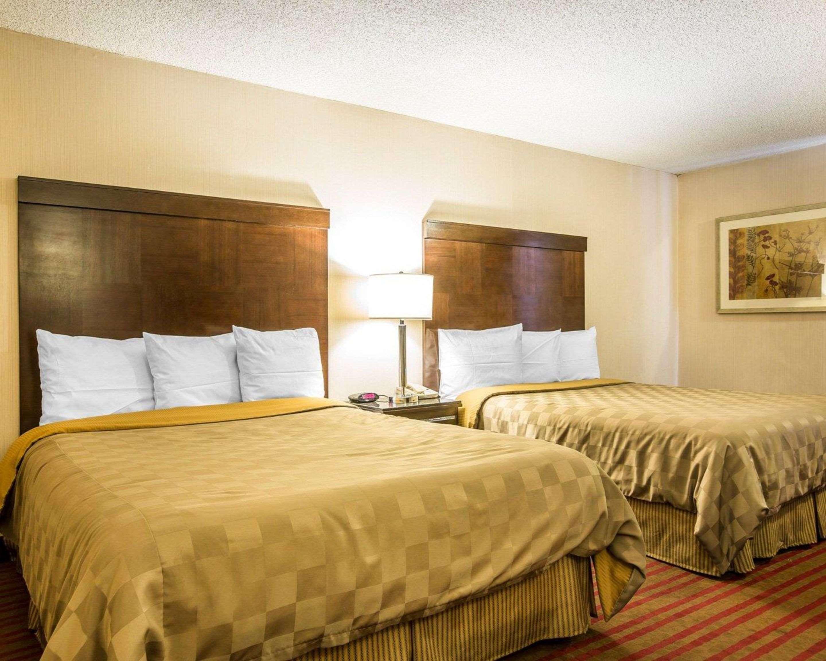 California Inn And Suites Бейкерсфилд Экстерьер фото